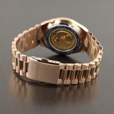 Citizen NJ0153-82X